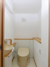 漆喰など自然素材を利用し、健康的な空間に